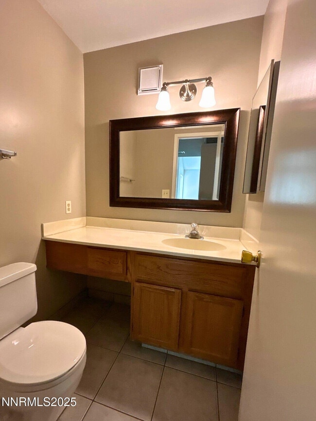 Building Photo - 5721 Royal Vista Way