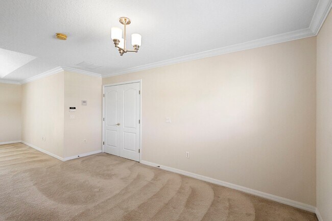 Building Photo - 15412 Grand Haven Dr