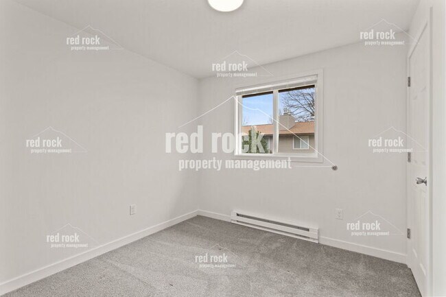 Building Photo - 4209 N Abbey Rd