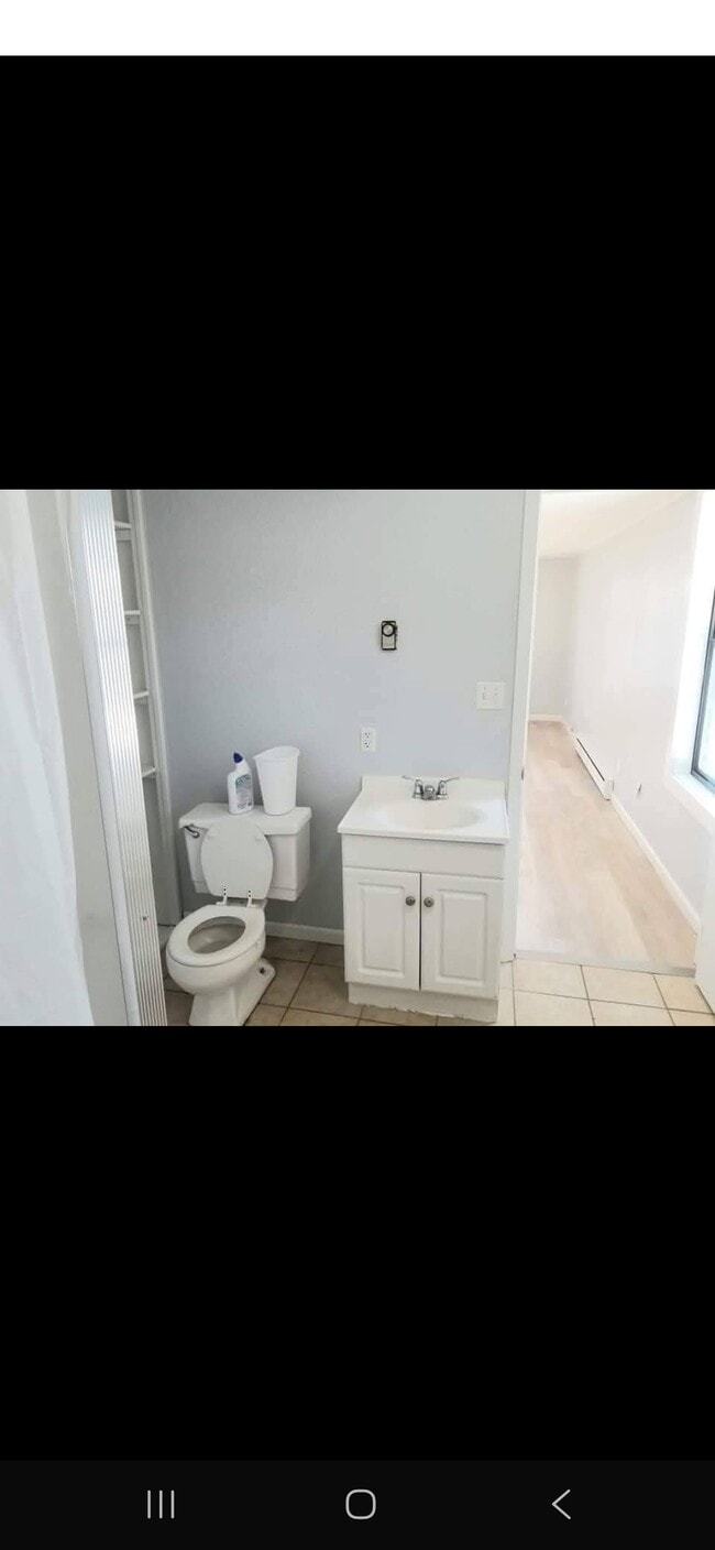 Building Photo - 400 W Main Ave