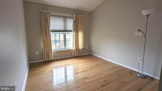Building Photo - 3954 Royal Lytham Dr