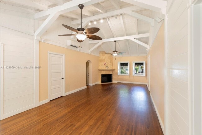 Building Photo - 1260 Milan Ave