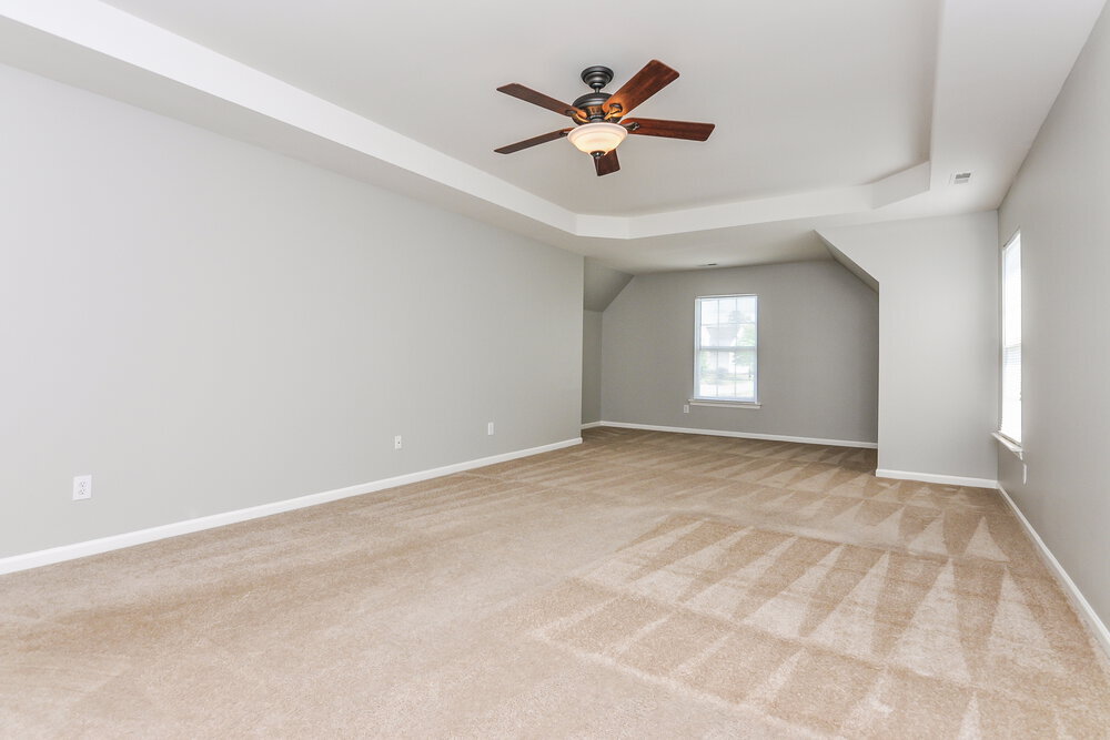 Building Photo - 804 Red Oak Tree Dr