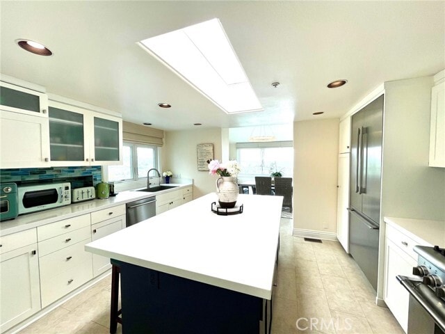 Building Photo - 24448 Alta Vista Dr