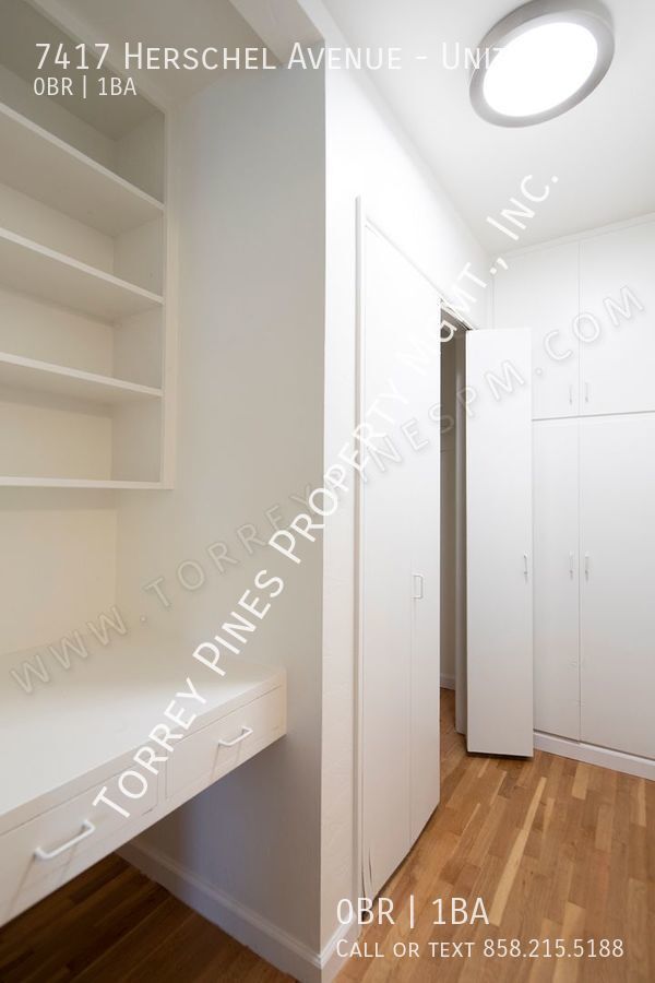 Building Photo - 7417 Herschel Ave