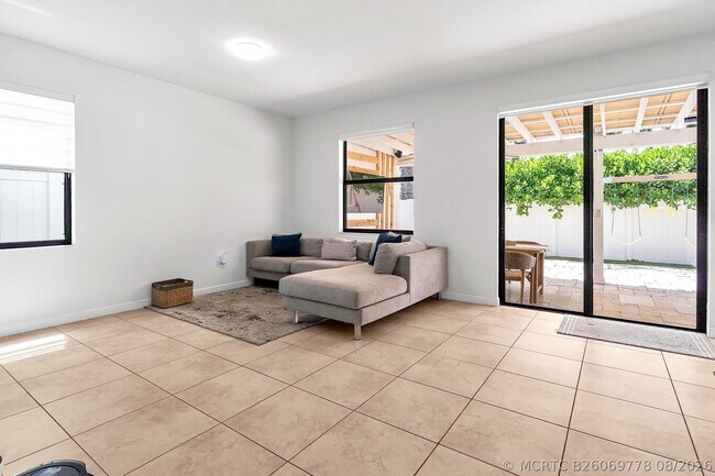 Building Photo - 3548 W 88th St