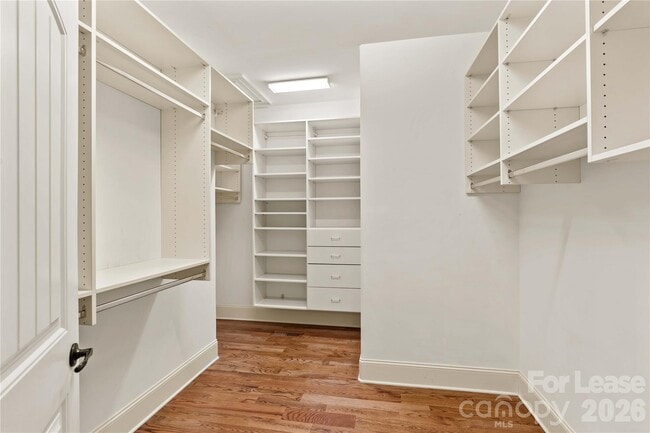 Building Photo - 8994 Azalea Rd