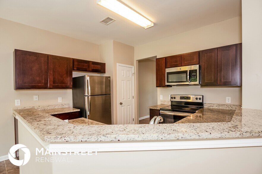 Building Photo - 3138 Old Ironside Dr