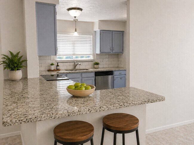 Building Photo - 309 Meadow Wood Ct