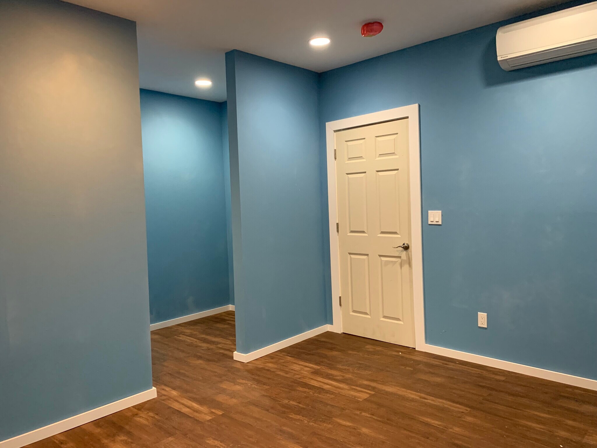 Building Photo - 1411 S Walker St