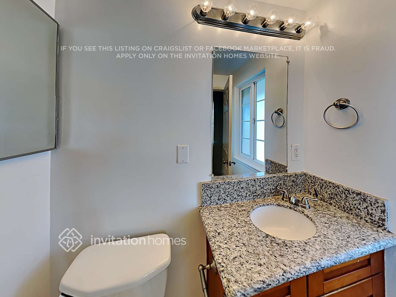 Building Photo - 2164 Athens Ave