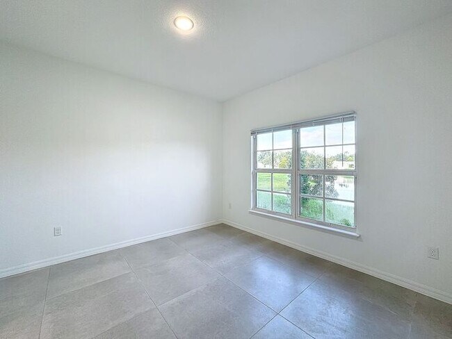 Building Photo - 1711 Barton Towne Cir