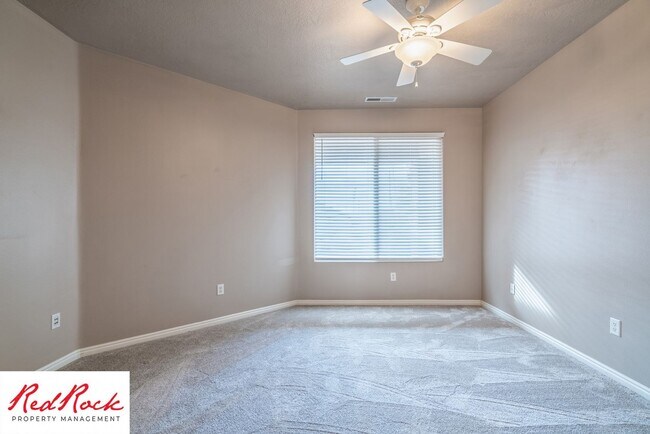 Building Photo - 2 Bedroom Townhome in Coral Canyon with Resort Amenities