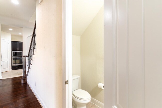 Building Photo - 2608 Pecan Creek Dr