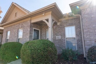 Building Photo - 525 W Mossyleaf Dr SW