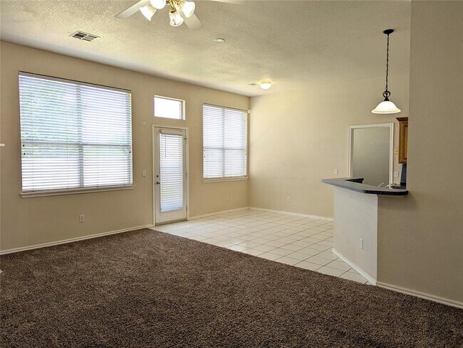 Building Photo - 2604 Southern Hills Dr