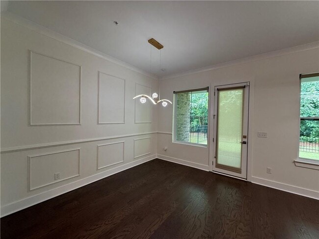 Building Photo - 1190 Harper Dr