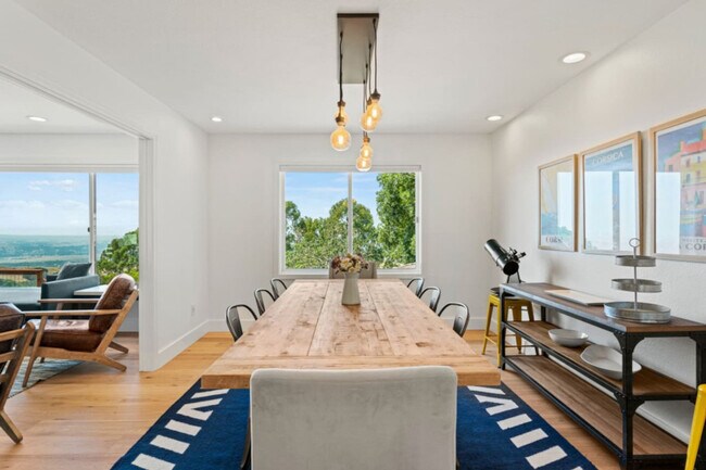 Building Photo - 6864 Eagle Ridge Rd