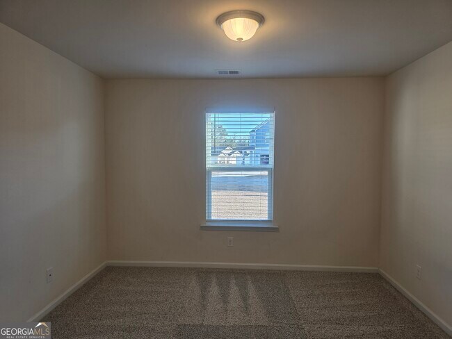 Building Photo - 234 Bellflower Cir