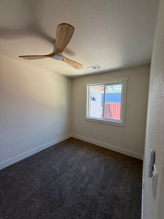 Building Photo - 1855 Trainer Wy