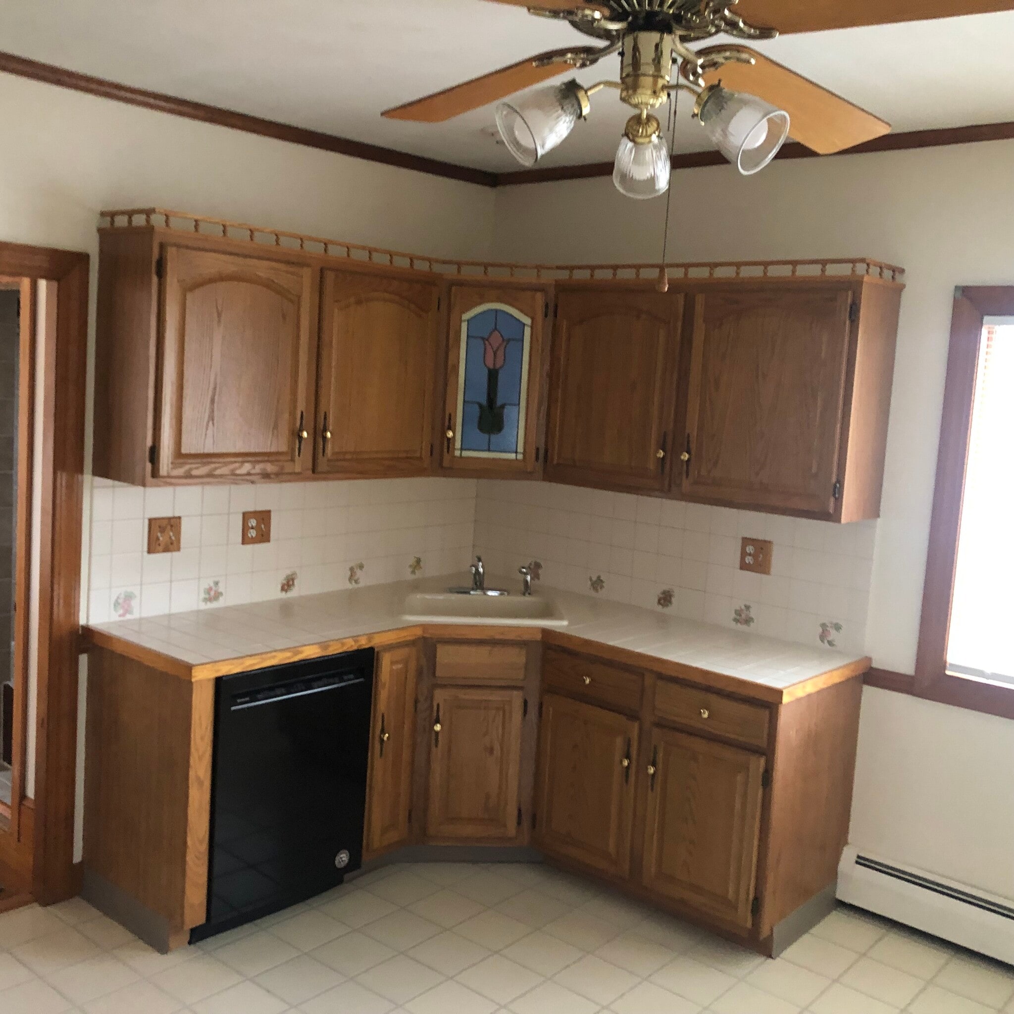 Plenty of space, new dishwasher - 200 Park Ave