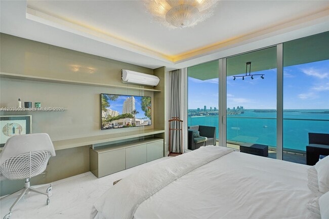 Building Photo - 800 Claughton Island Dr