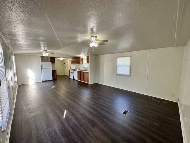 Building Photo - 7500 144th St