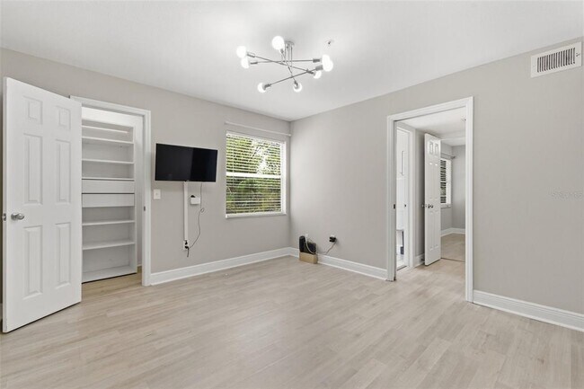 Building Photo - 2400 Feather Sound Dr