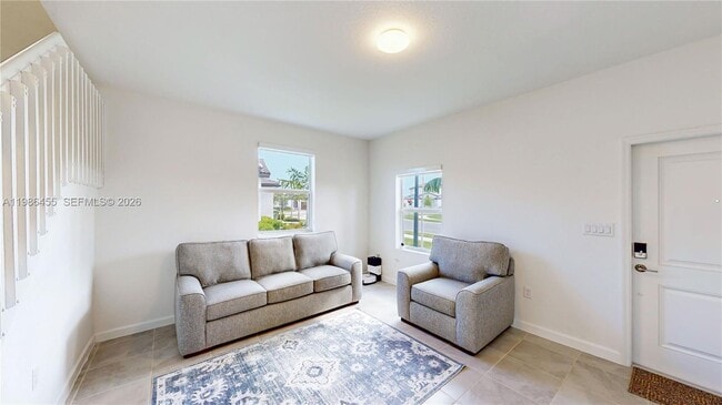 Building Photo - 2333 SE 28th St