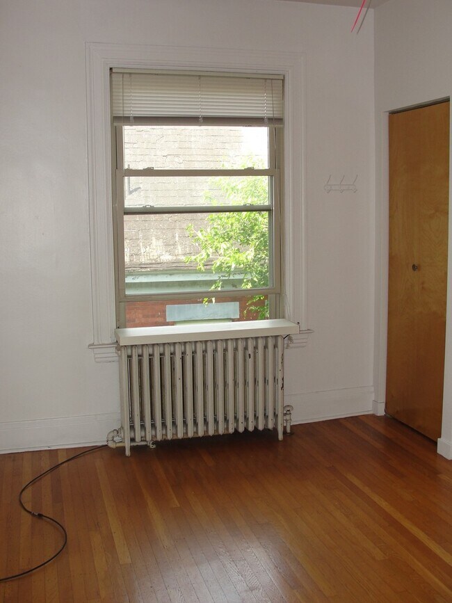 Building Photo - 5544 Fair Oaks Street