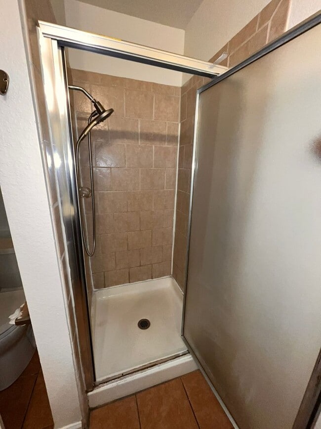 Building Photo - Move in Special see ad