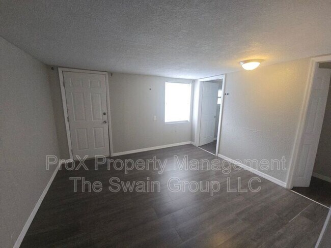 Building Photo - 2119 Park Ave