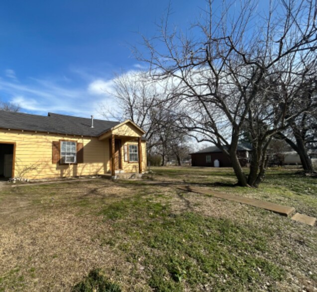 Building Photo - 507 Houston St