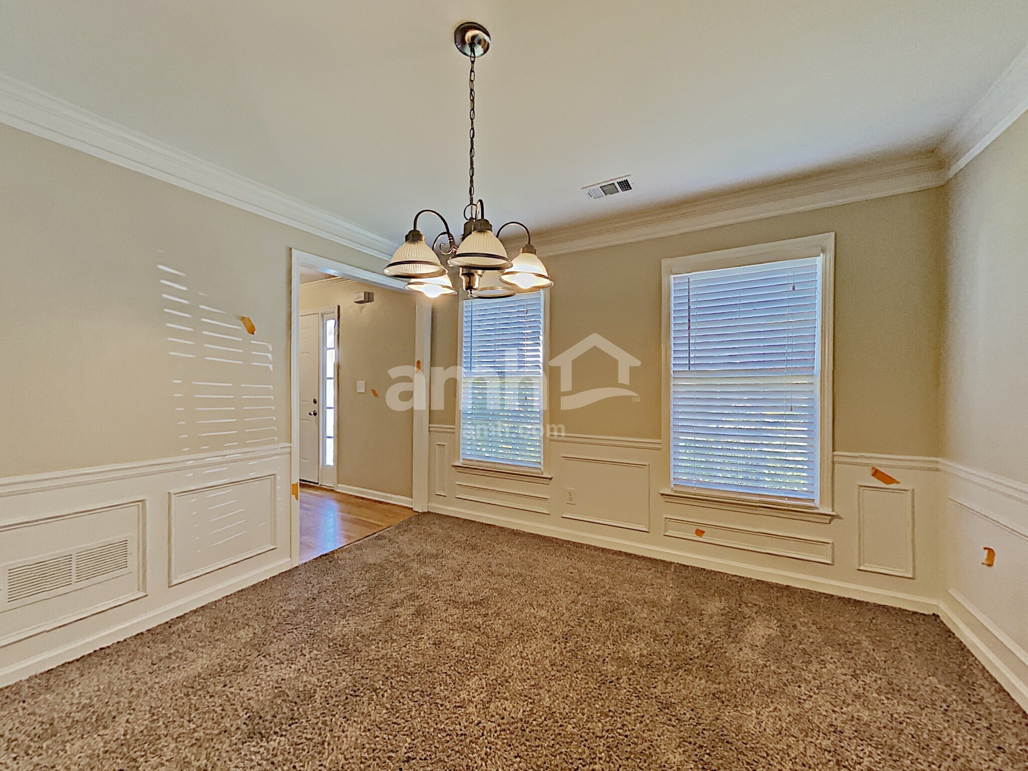 Building Photo - 590 Oxford Crest Ct NW