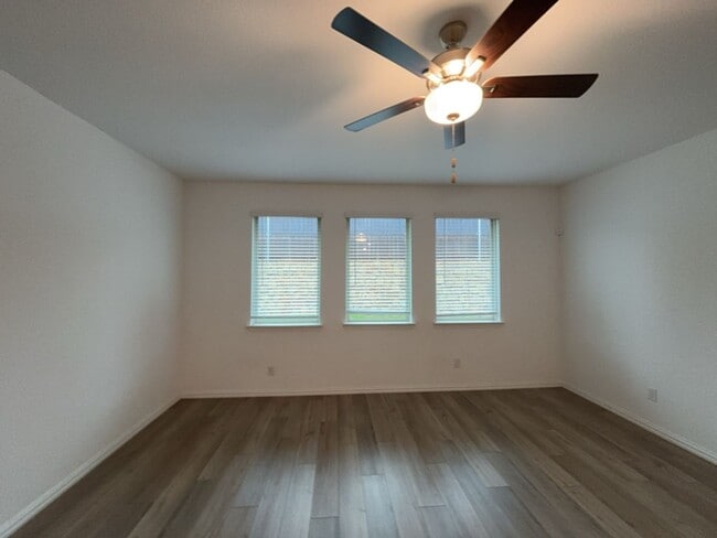 Building Photo - 4 BR/2BA | Newly Renovated Single Story | 1-Car Covered Parking | Fenced Backyard!