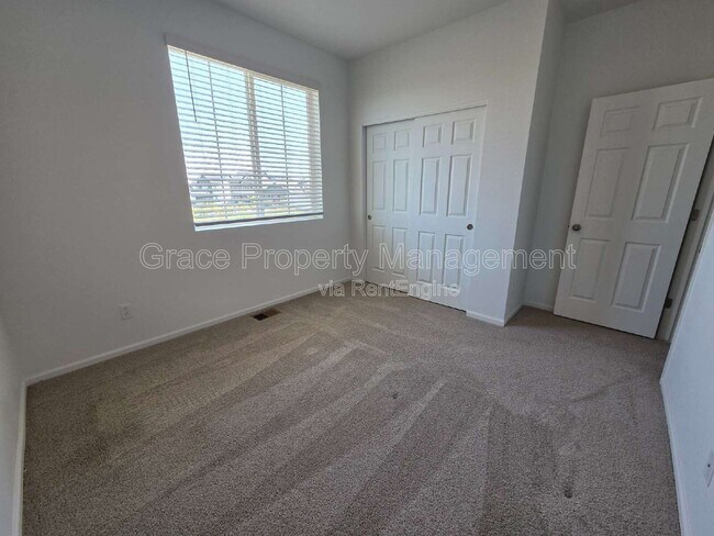 Building Photo - 6157 Two Leaf Dr