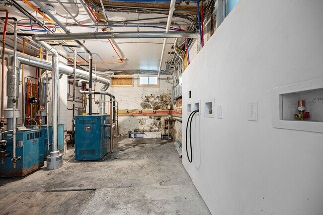 Building Photo - 276 Washington Ave