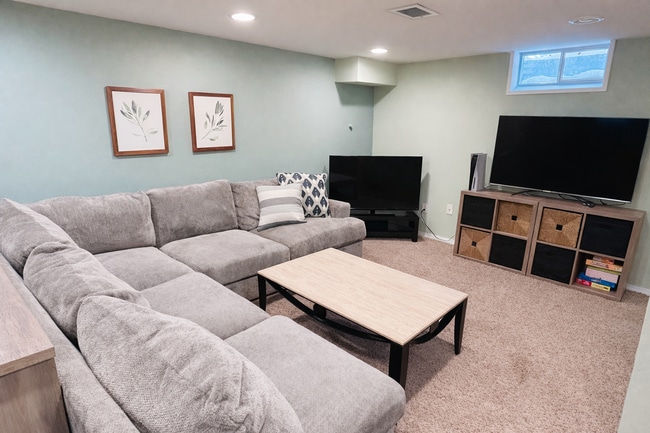 Building Photo - 3 bedroom Cape Cod