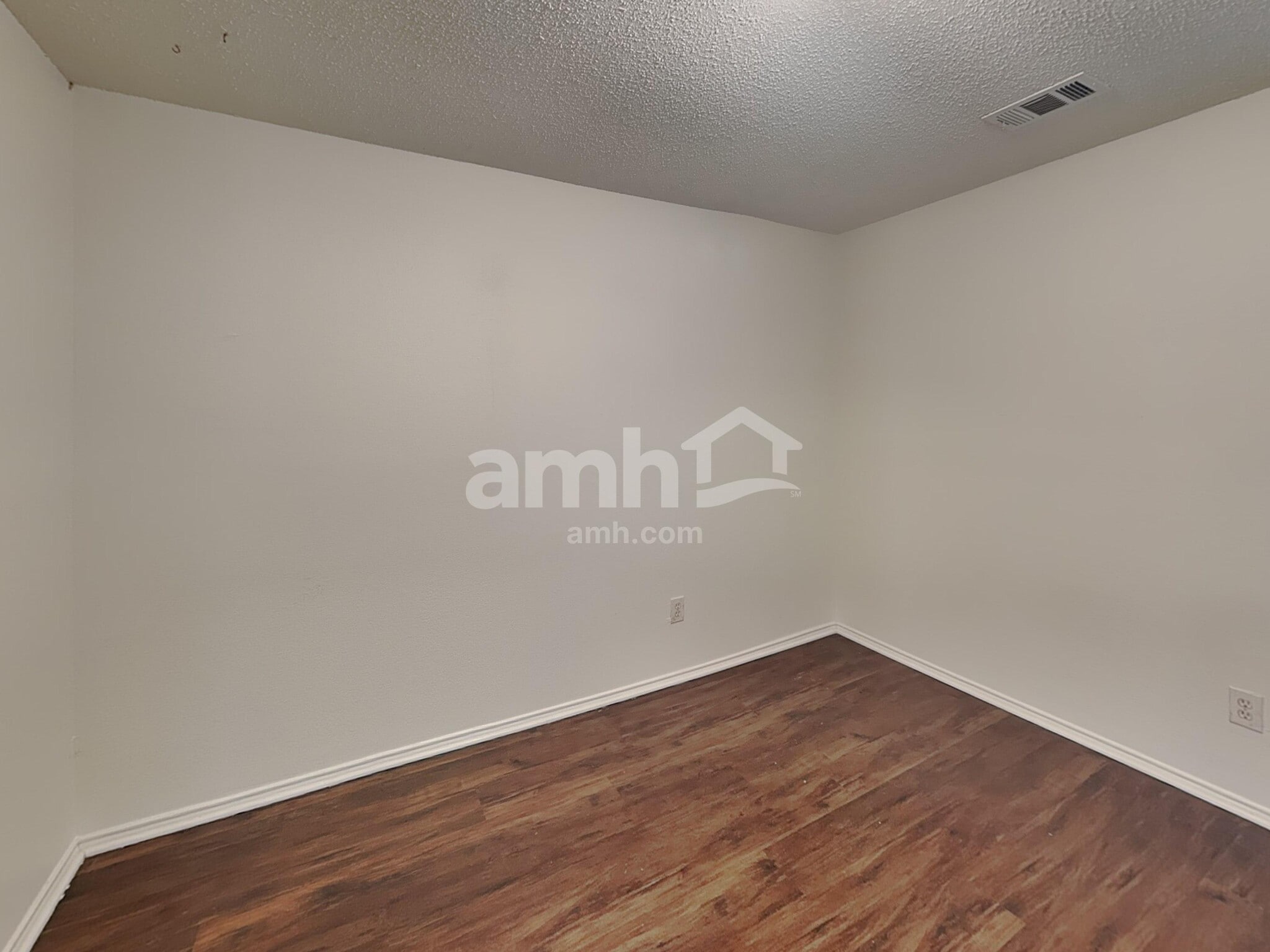 Building Photo - 4026 Holly Leaf Ct