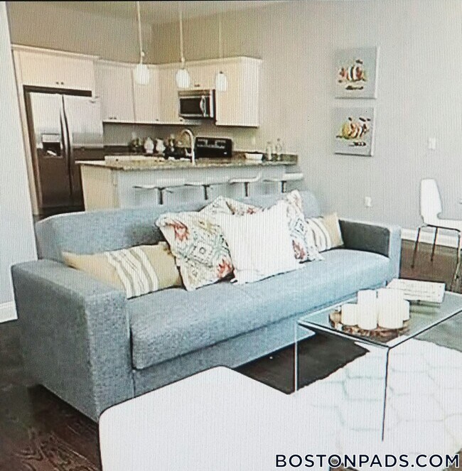 Building Photo - 10 Merrymount Rd