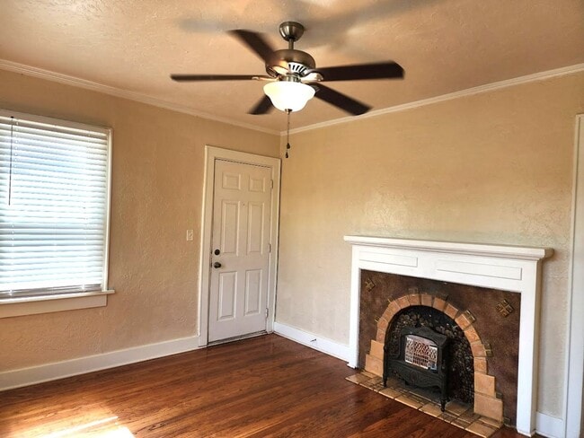 Building Photo - 1403 N Miller Blvd