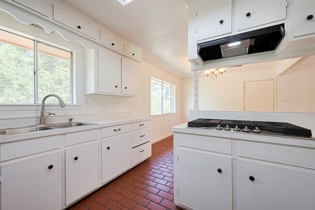 Building Photo - 30525 Hegar Rd