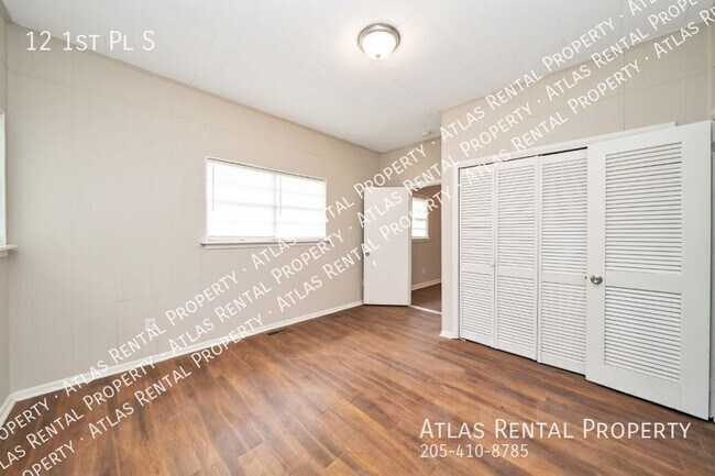 Building Photo - 12 1st Pl S