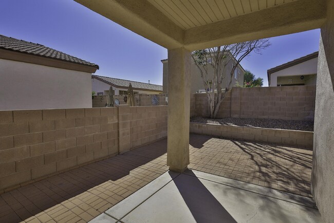 Building Photo - Rancho Sahuarita