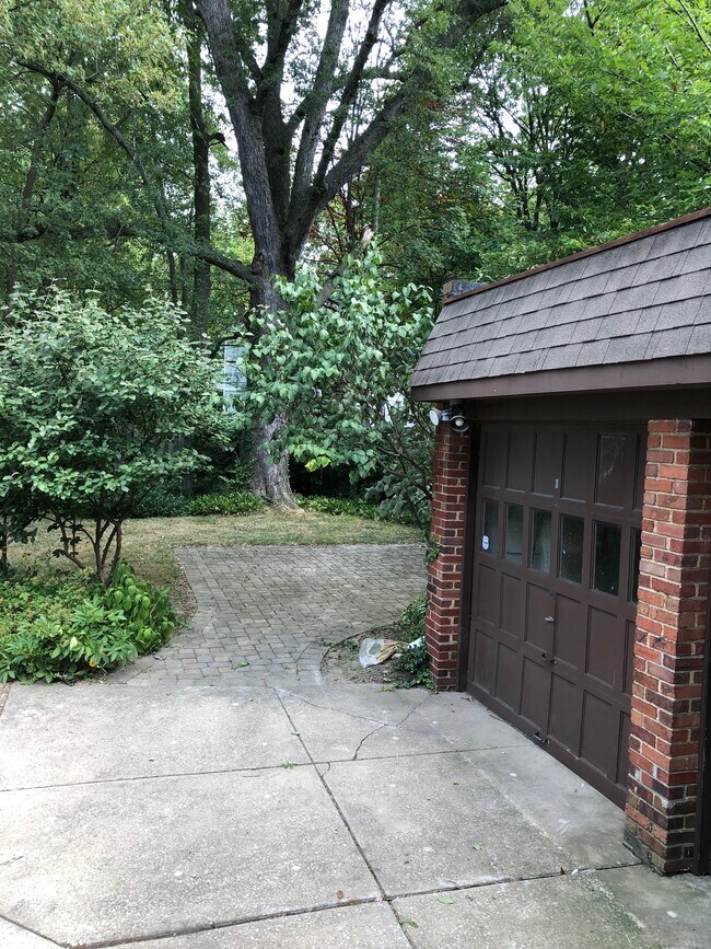 Building Photo - 3535 Norwood Rd