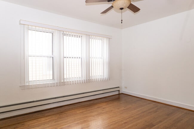 Building Photo - 2936 N Neenah Ave