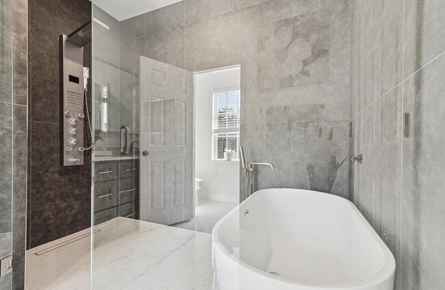 Building Photo - 4315 Whistlewood Cir