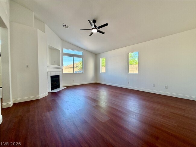 Building Photo - 3813 Sorrowing Sparrow Ct