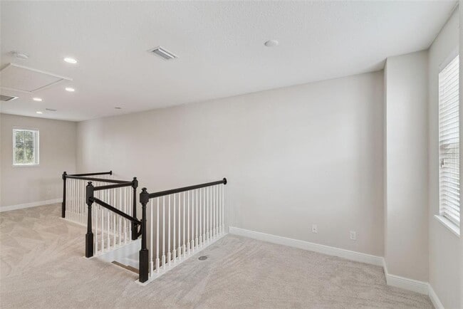 Building Photo - 8884 Bismarck Palm Dr