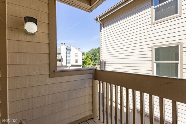 Building Photo - 2 br, 2 bath Condo - 701 North Harlan Stre...